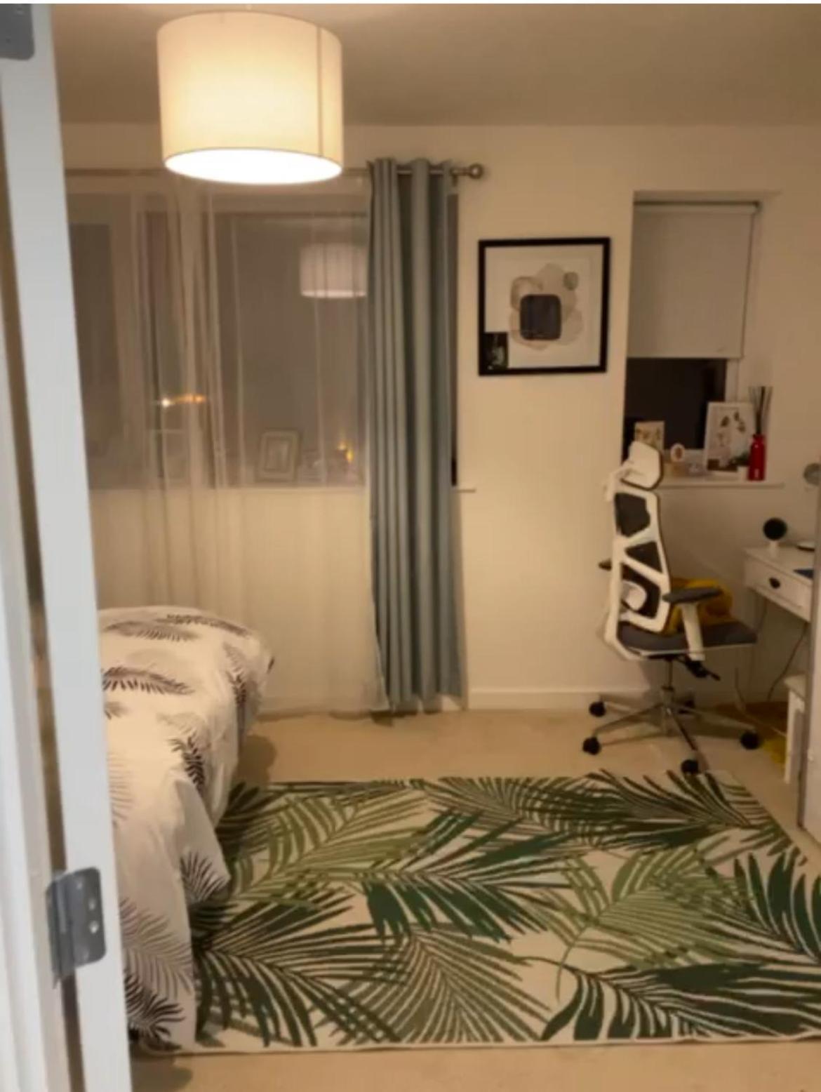 Comfortable Double Room & Single Room In Vibrant Hatfield Neighbourhood Exteriör bild