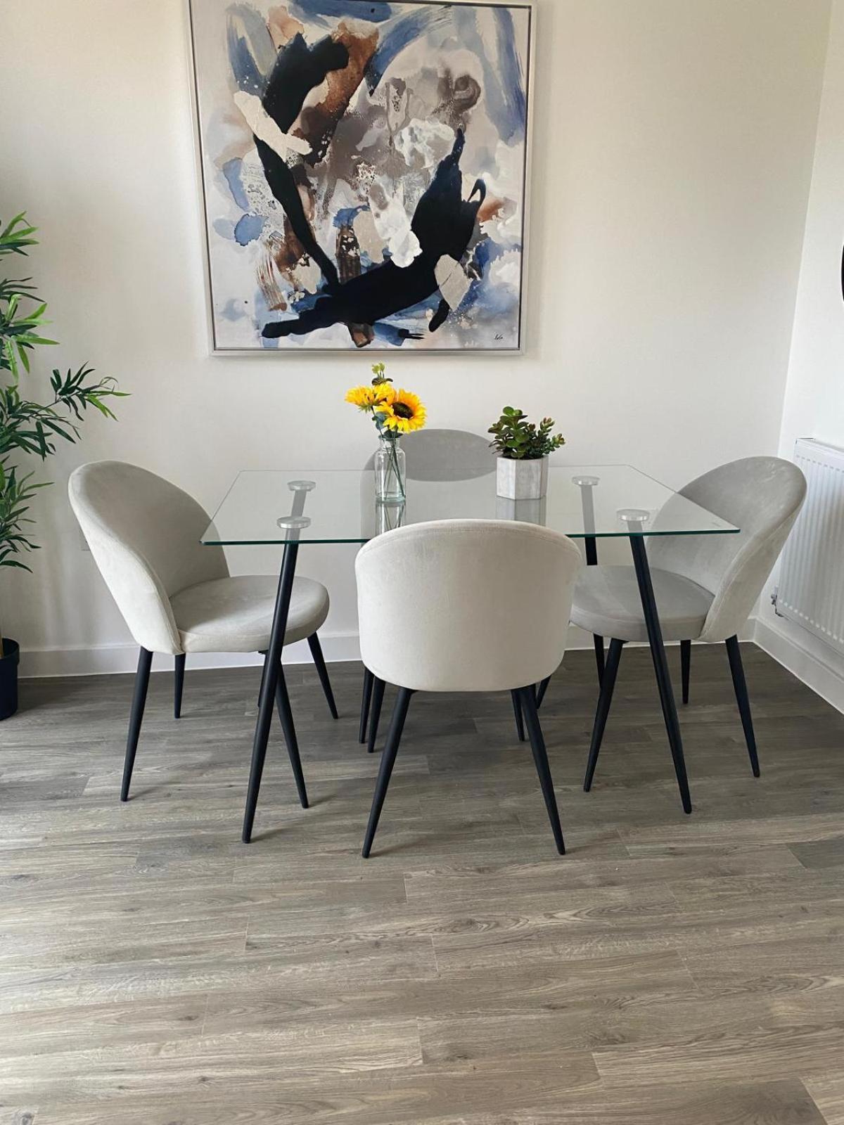 Comfortable Double Room & Single Room In Vibrant Hatfield Neighbourhood Exteriör bild