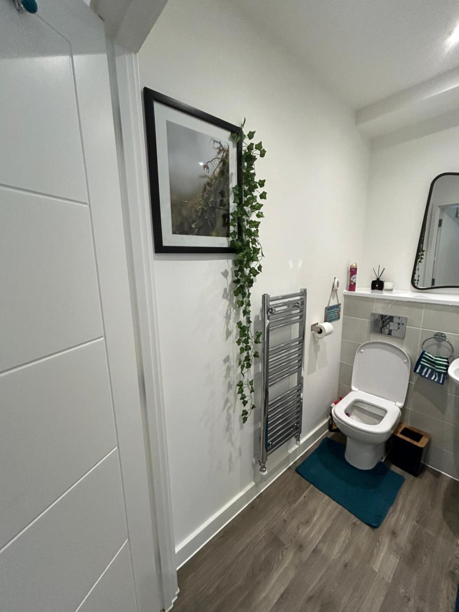 Comfortable Double Room & Single Room In Vibrant Hatfield Neighbourhood Exteriör bild