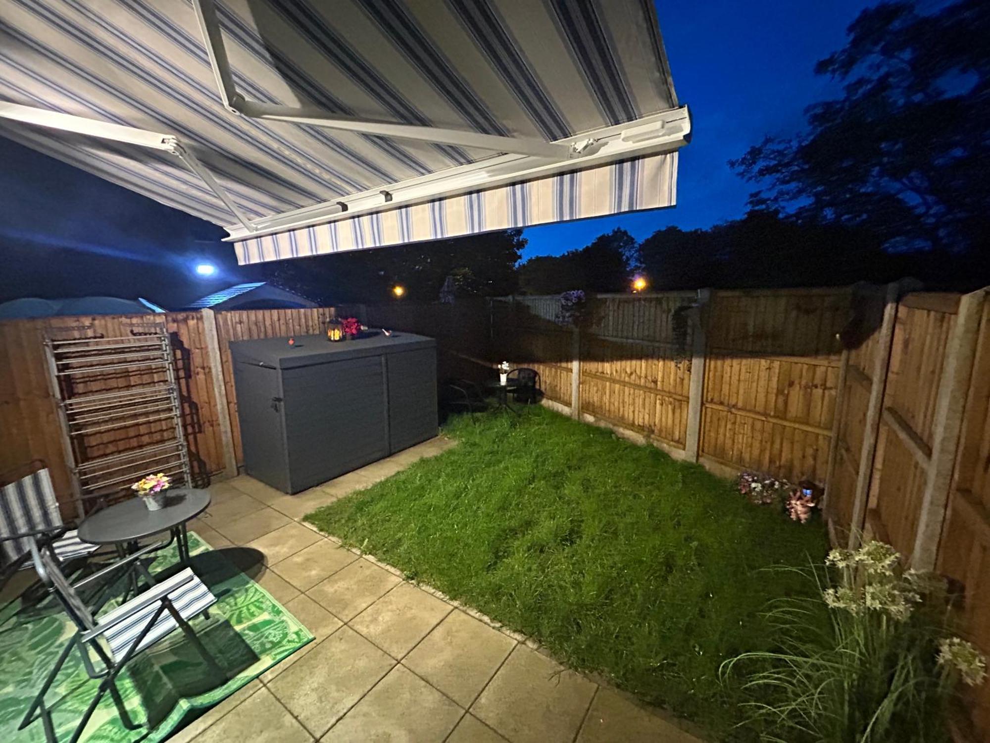 Comfortable Double Room & Single Room In Vibrant Hatfield Neighbourhood Exteriör bild