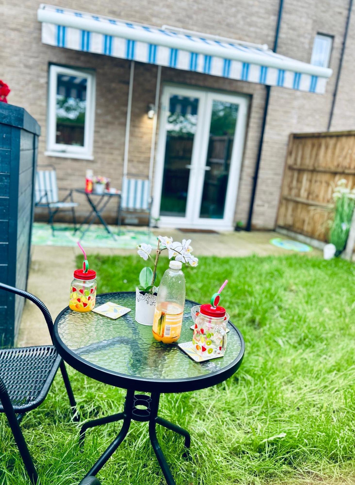 Comfortable Double Room & Single Room In Vibrant Hatfield Neighbourhood Exteriör bild