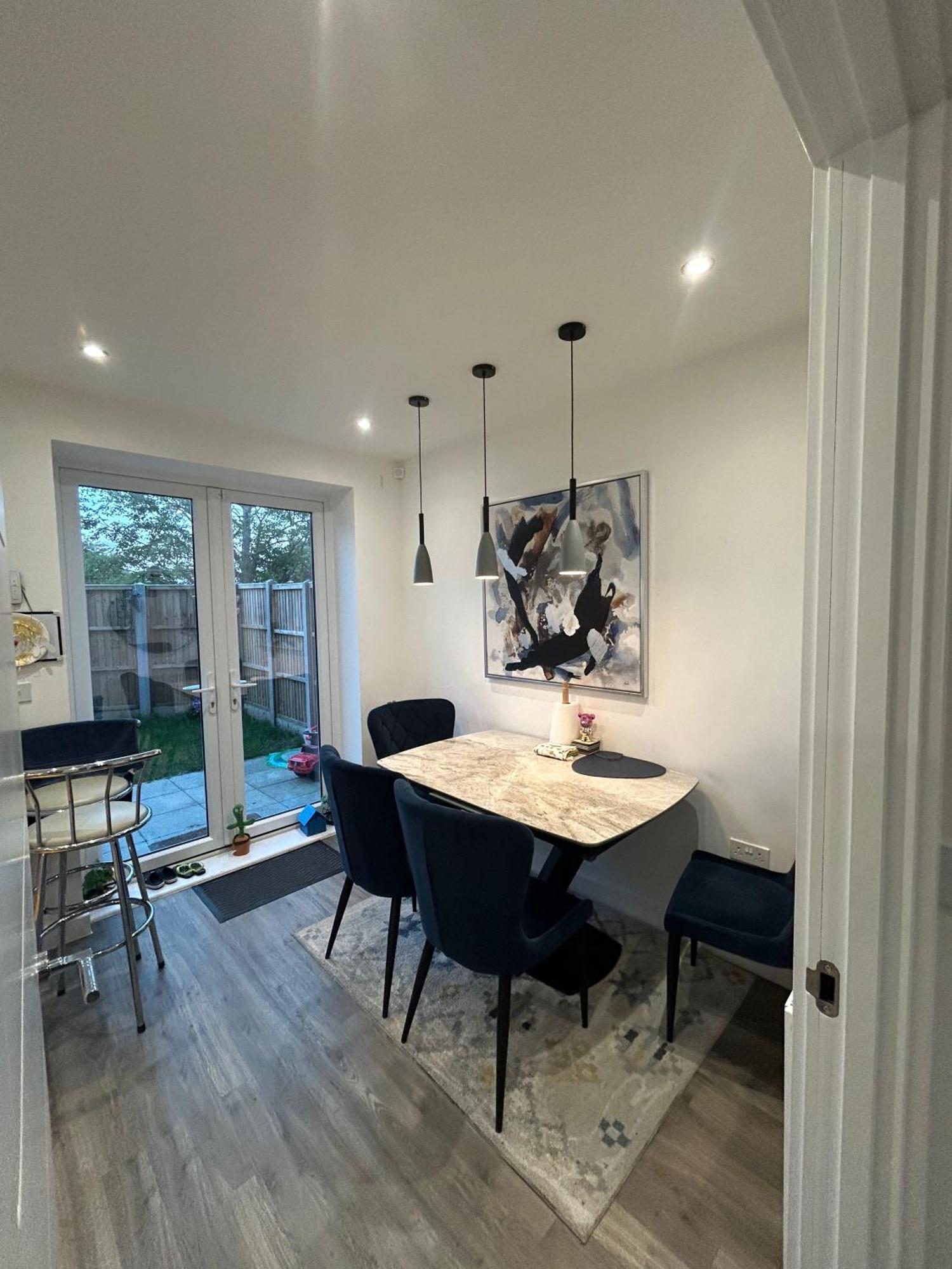 Comfortable Double Room & Single Room In Vibrant Hatfield Neighbourhood Exteriör bild